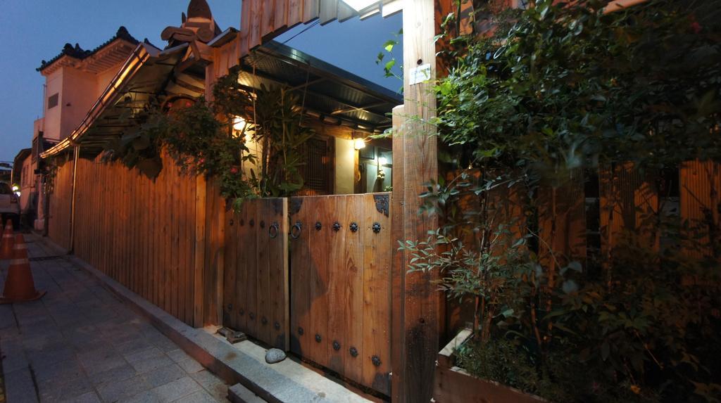 1928 Suimmaru Hanok Guesthouse Jeonju Ngoại thất bức ảnh