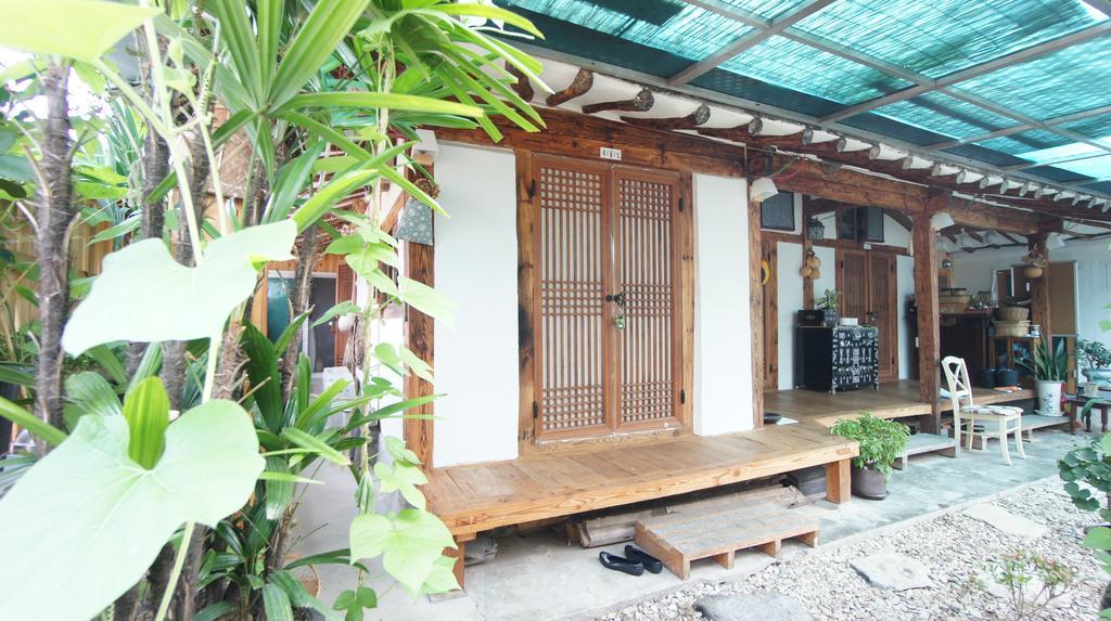 1928 Suimmaru Hanok Guesthouse Jeonju Ngoại thất bức ảnh